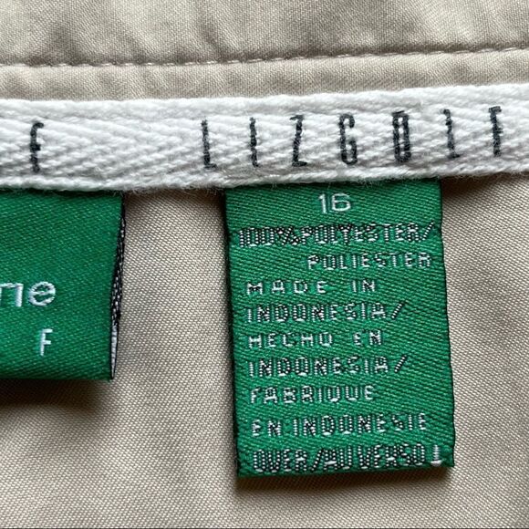 Liz Claiborne Golf bermuda shorts Stone Size 16 belt loops 3 pockets light wt. - Picture 8 of 9